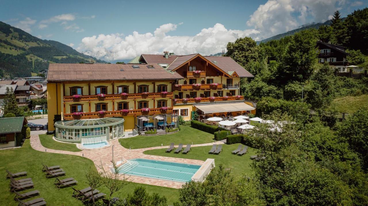 Hotel Lerch Санкт-Йохан Экстерьер фото